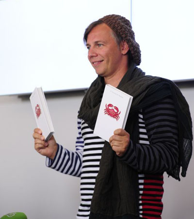 Илья Лагутенко на презентации книги Владивосток 3000